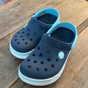 CROCS- Size 10/11